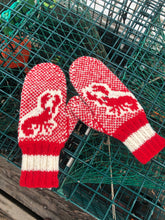 Load image into Gallery viewer, Lobster Mitt Pattern - Digital Download Only